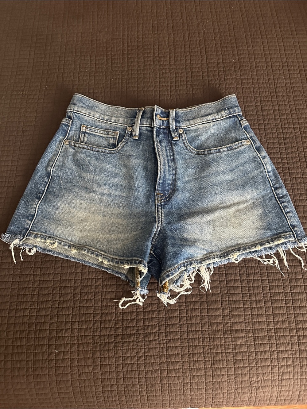 good american Women’s  Denim Shorts size 25